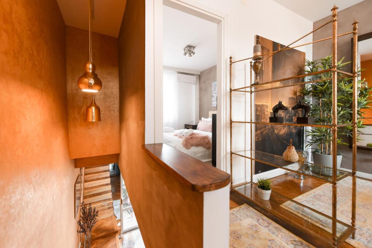 Spectacular Views & Modern Comfort: Your Dream Duplex In Central Bucharestアパートメント エクステリア 写真