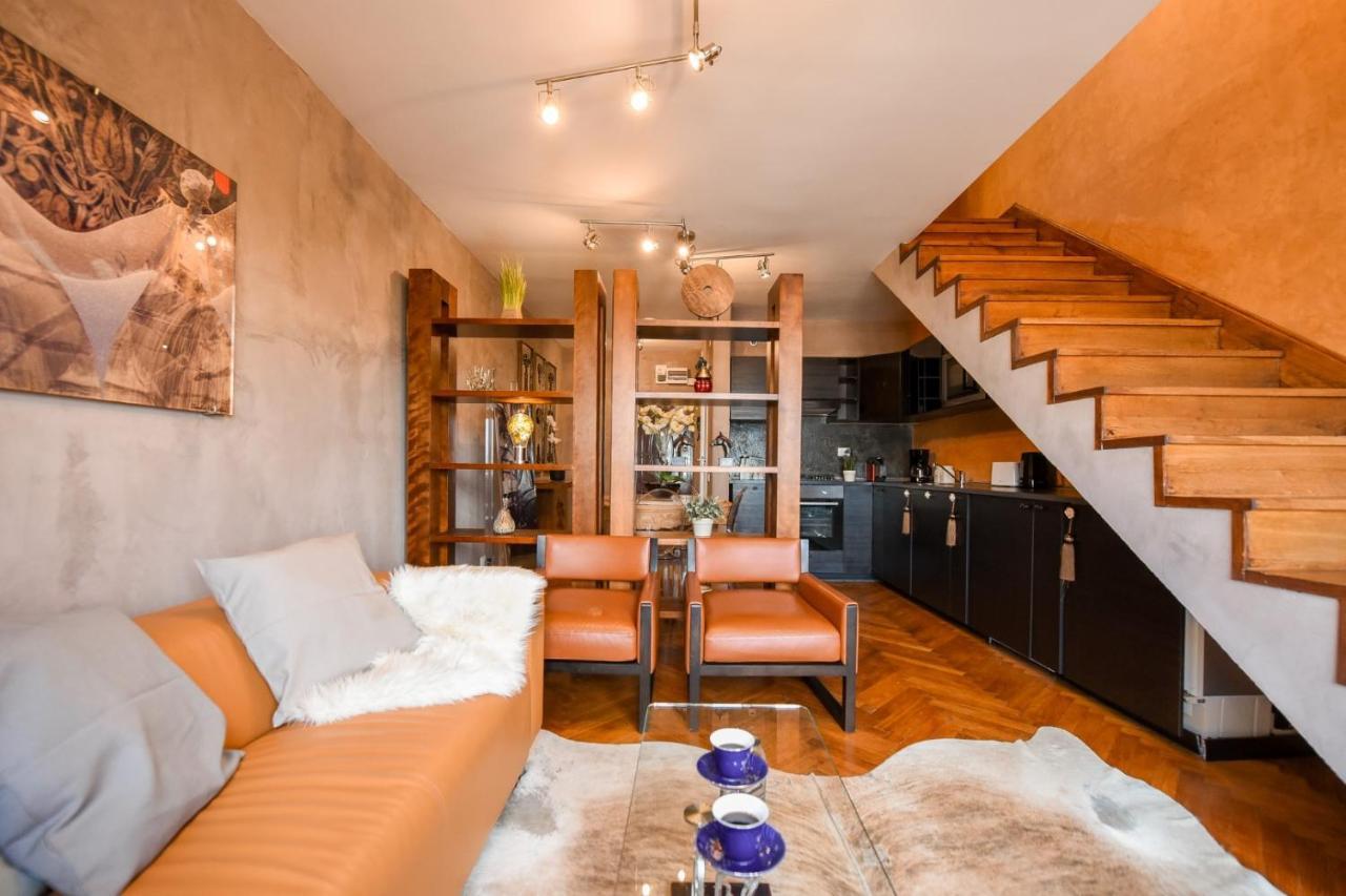 Spectacular Views & Modern Comfort: Your Dream Duplex In Central Bucharestアパートメント エクステリア 写真