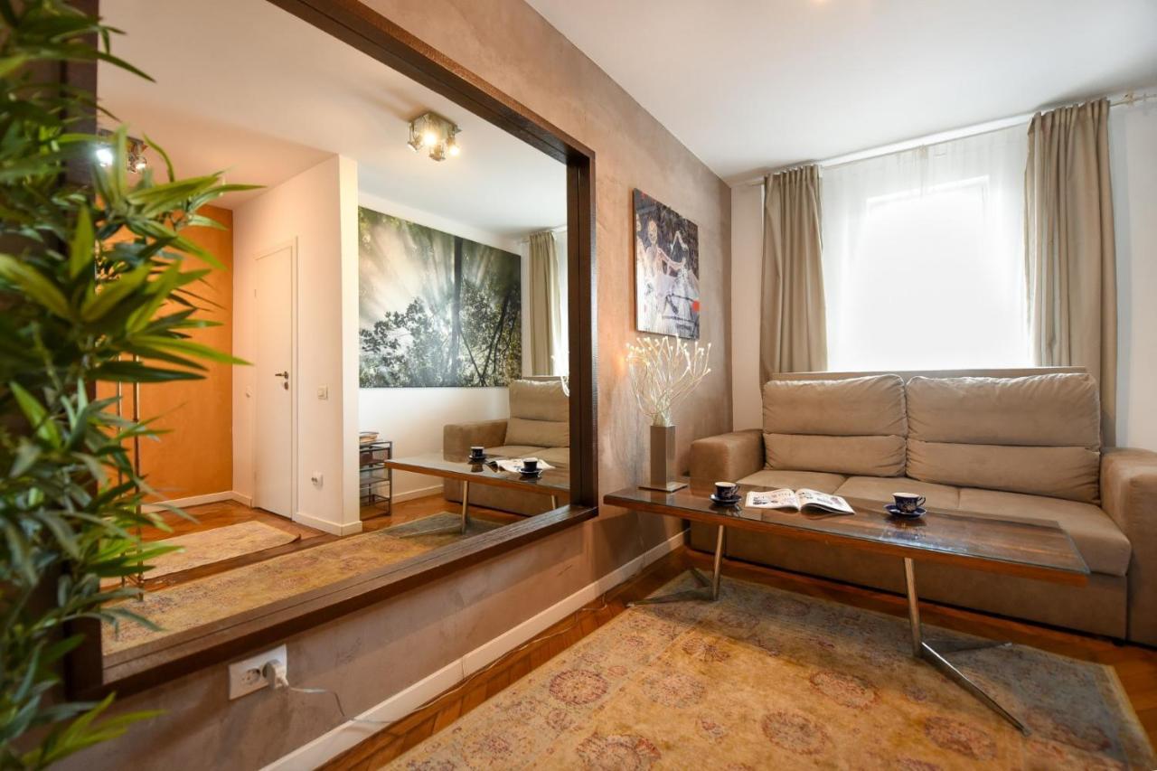 Spectacular Views & Modern Comfort: Your Dream Duplex In Central Bucharestアパートメント エクステリア 写真